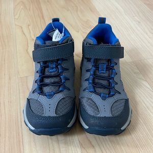 BRAND NEW Merrell Outback Mid Boot Size Little Kids 11